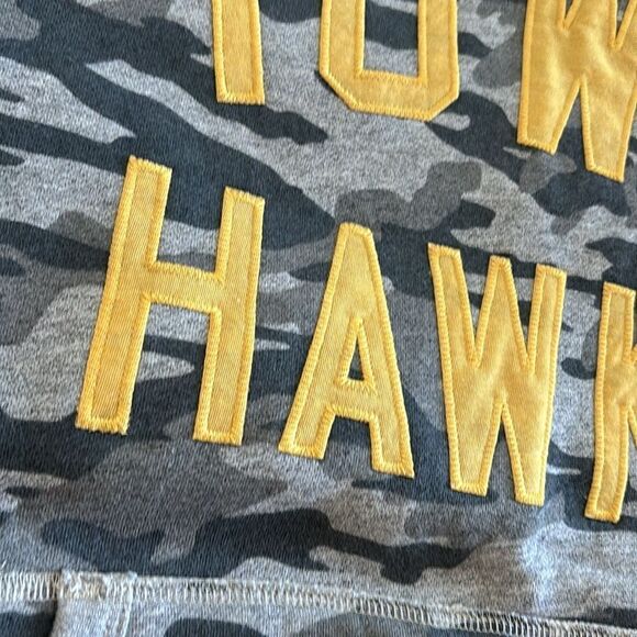 Tailgate Iowa Hawkeyes Gray camouflage Pullover hoodie Sweatshirt ANF small - Picture 4 of 11